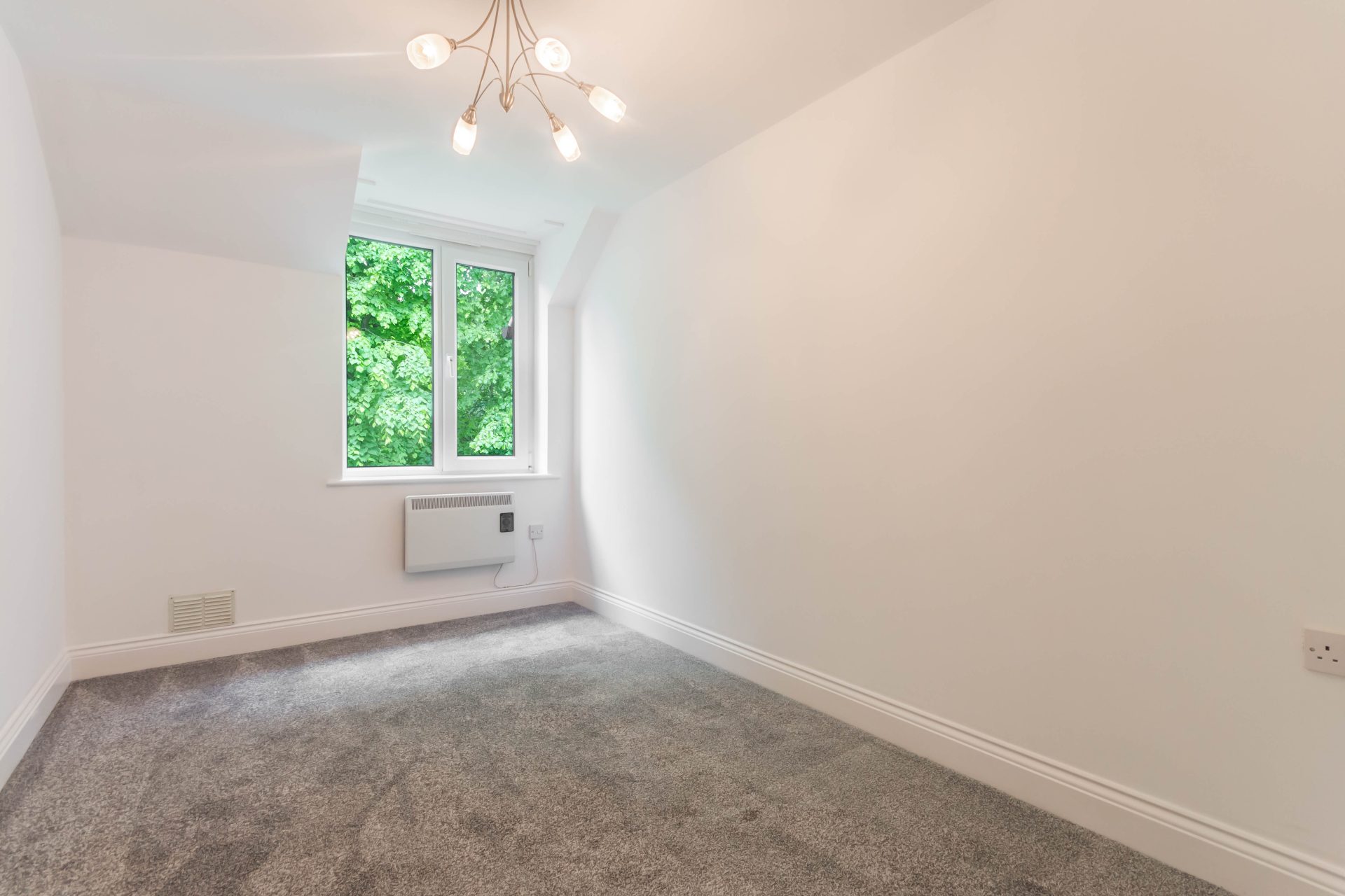 Invertay, Church Road, Gosforth, Newcastle Upon Tyne, photo 6