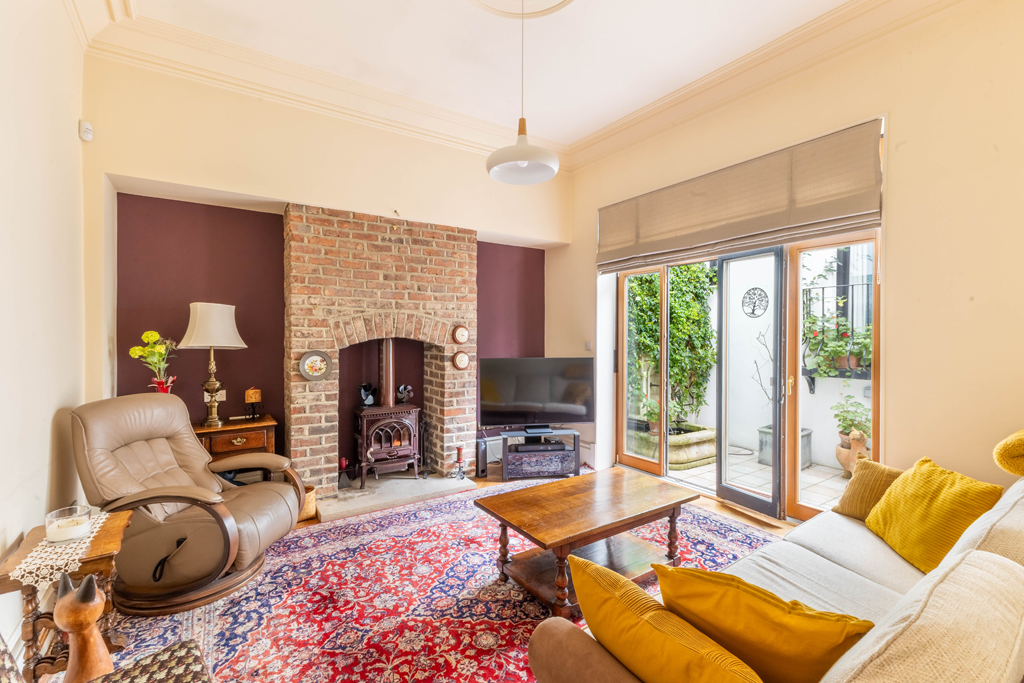 Beacon House, Beverley Terrace, Cullercoats, North Tyneside, photo 6
